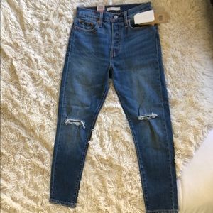 NWT Levis Wedgie Skinny Ankle Jeans